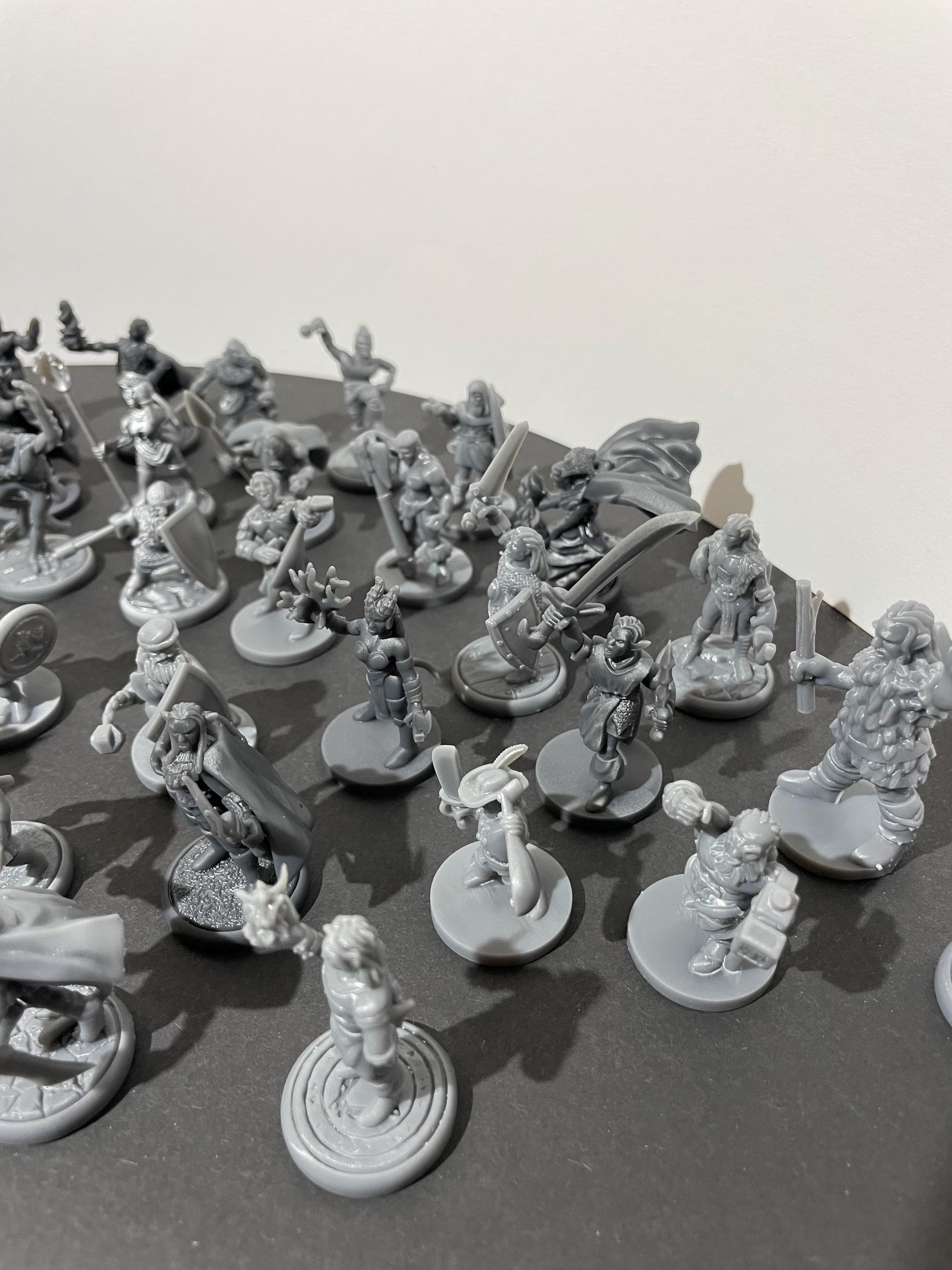 47 Miniature Set - Various Races and Classes - Alternate view 4