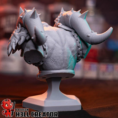 Garrosh Hellscream Bust - World of Warcraft - Alternate view 3