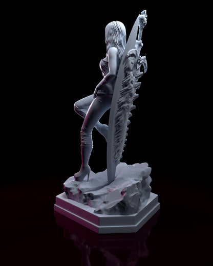 Trish Devil May Cry 4 Figure - Alternate view 4