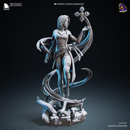 Lune Figure - Clair Obscur: Expedition 33 - Alternate view 5