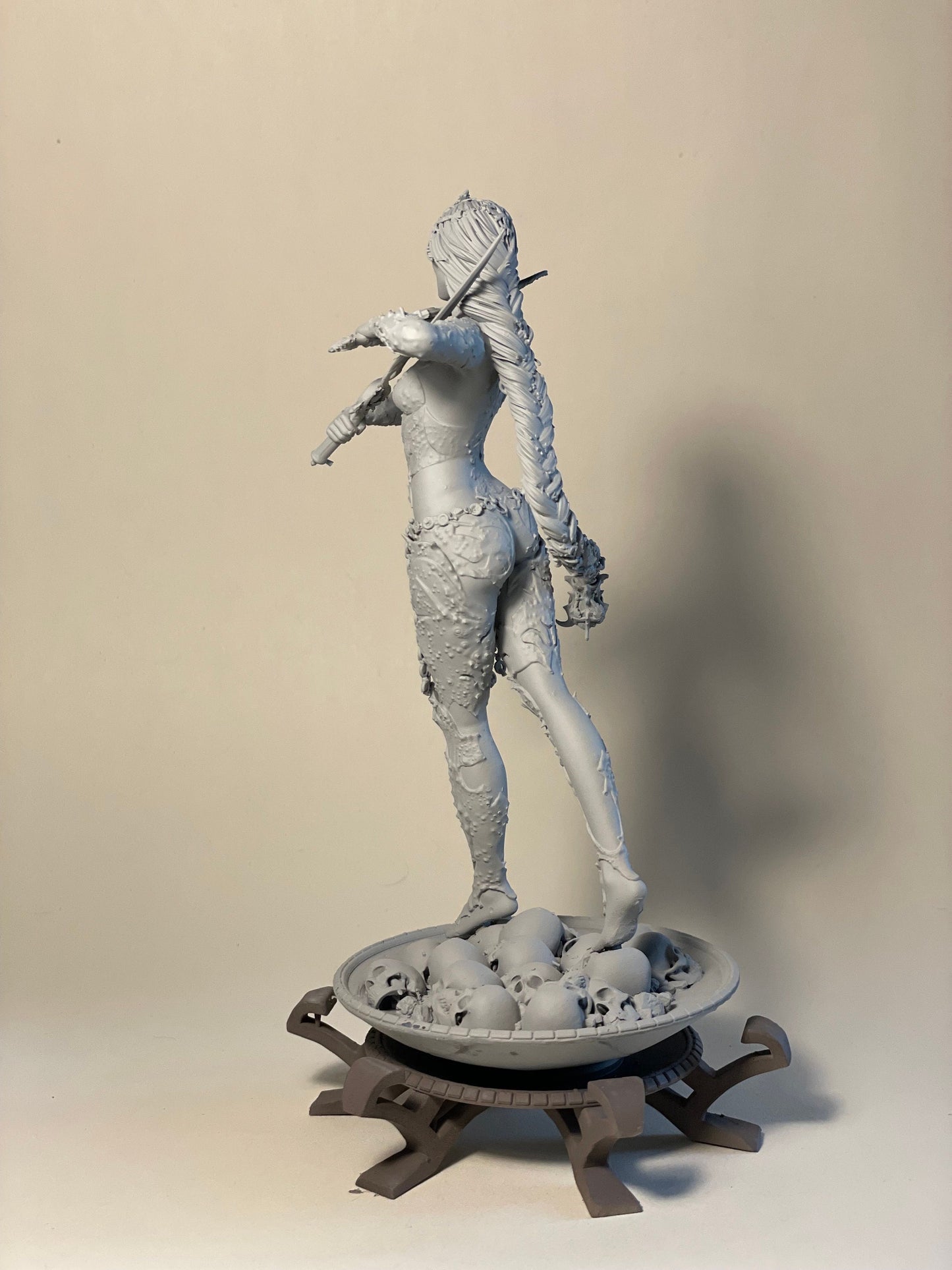 Orin Figure - Alternate view 3