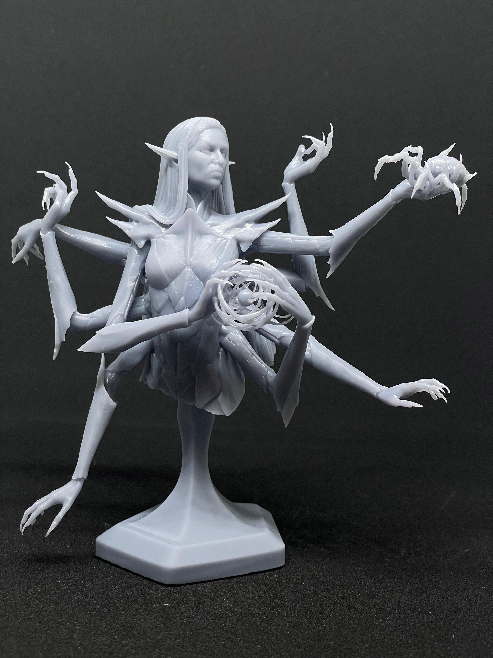 Lolth Bust - Baldur's Gate 3 - Alternate view 2