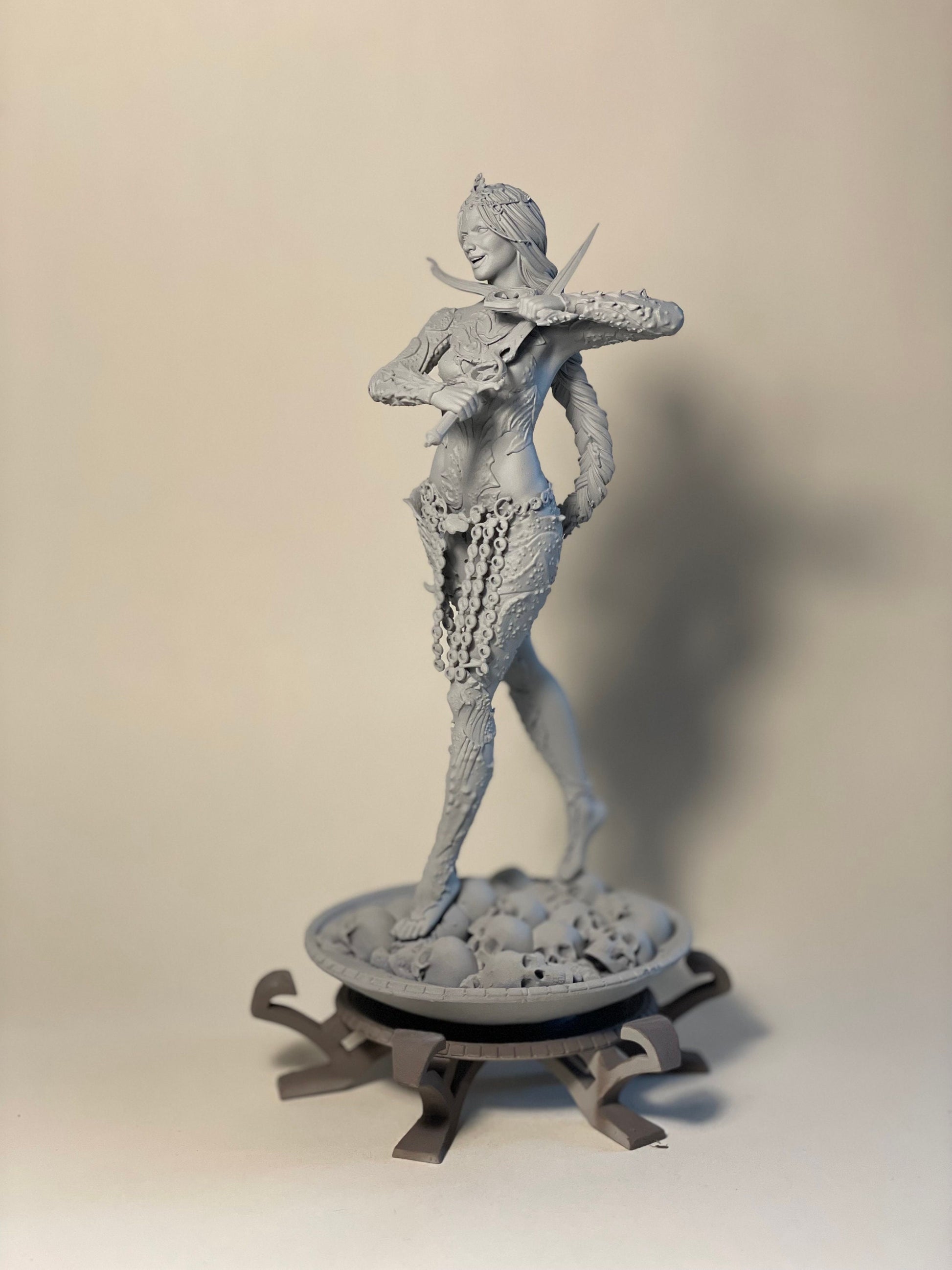 Orin Figure - Alternate view 5