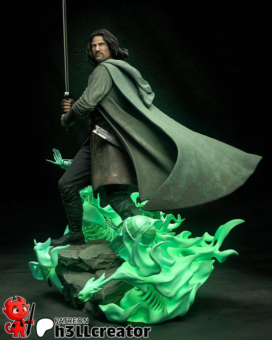 Aragorn Figure - The Lord of the Rings - Alternate view 2