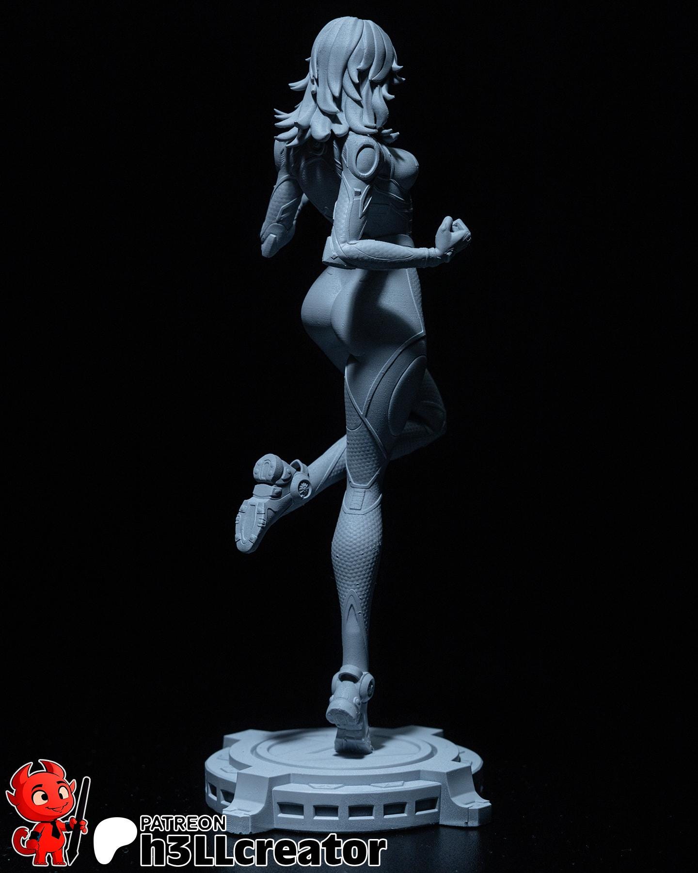 Invisible Woman Figure - Marvel Rivals - Alternate view 7