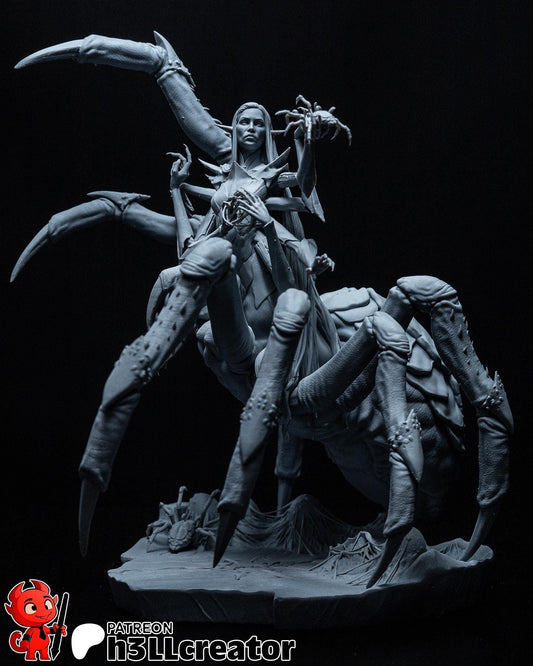 Lolth Figure - Baldur's Gate 3 - Alternate view 2
