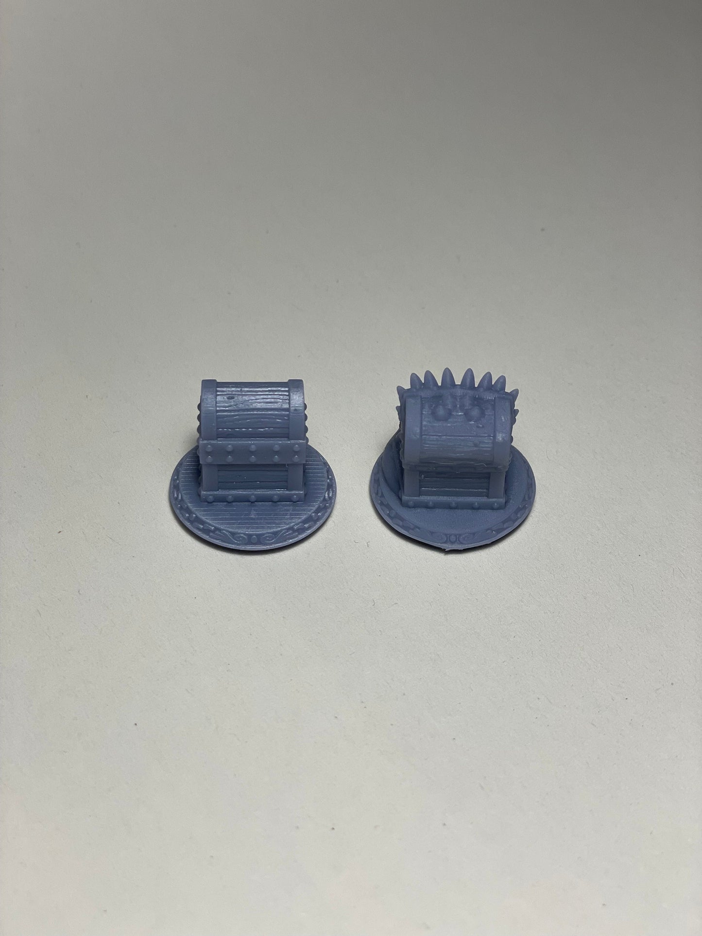 Mimic Chest Miniature - Alternate view 4